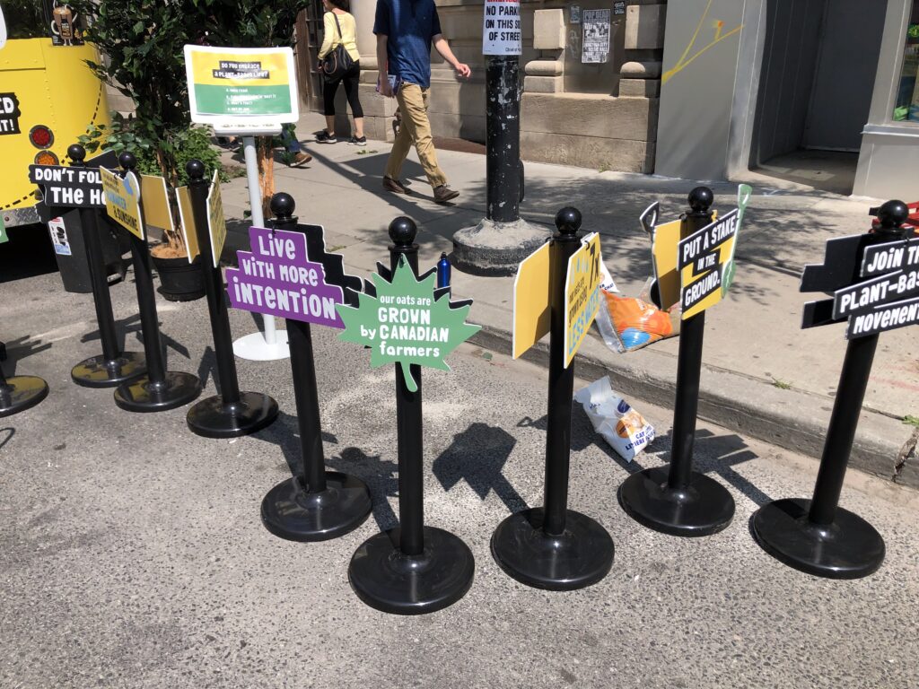 Stanchion signs Pop49 H (18)