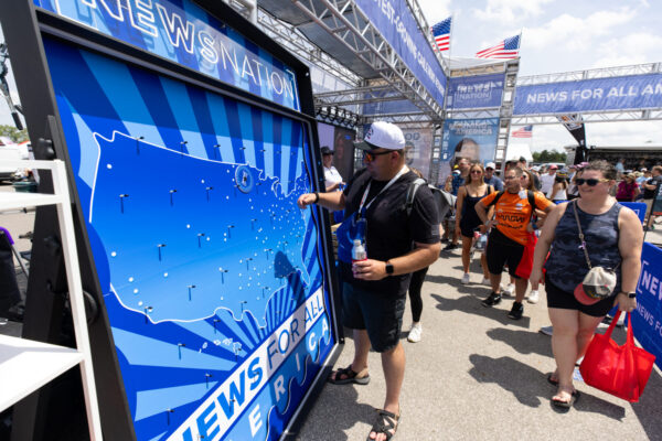 Giant Plinko Game – 7ft XXL Branded Puck Drop